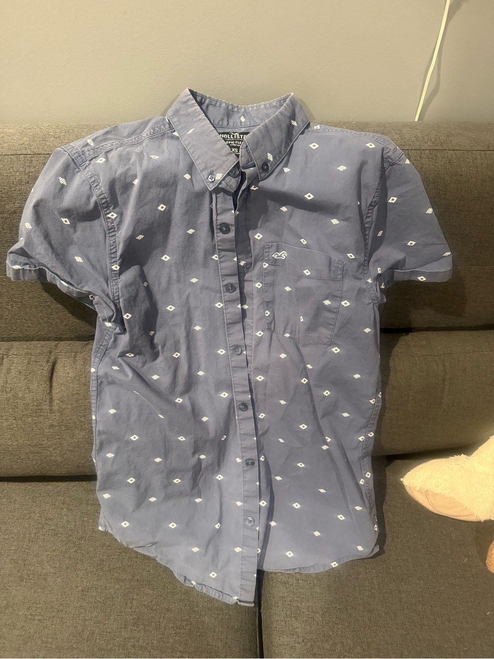 Hollister Men's Short-Sleeve Button-Down Shirt - Blue Diamond Print